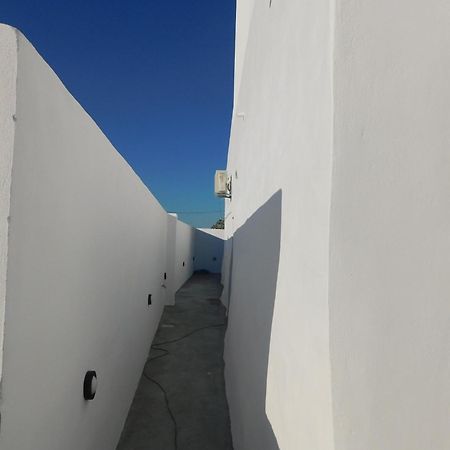 Fira Exo Katikies- Urban Fira Apartment Exterior foto