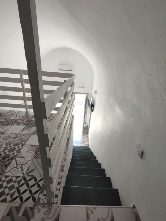 Fira Exo Katikies- Urban Fira Apartment Exterior foto