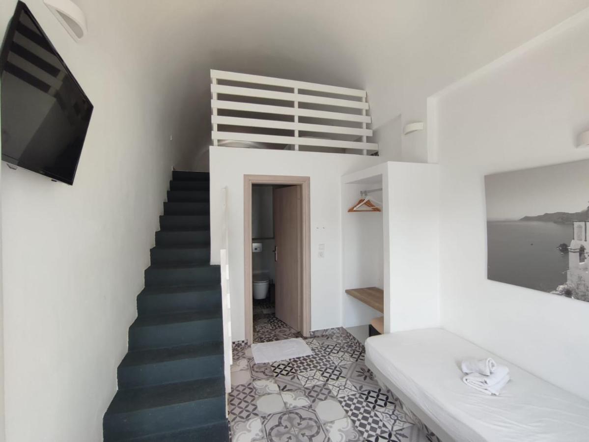 Fira Exo Katikies- Urban Fira Apartment Exterior foto